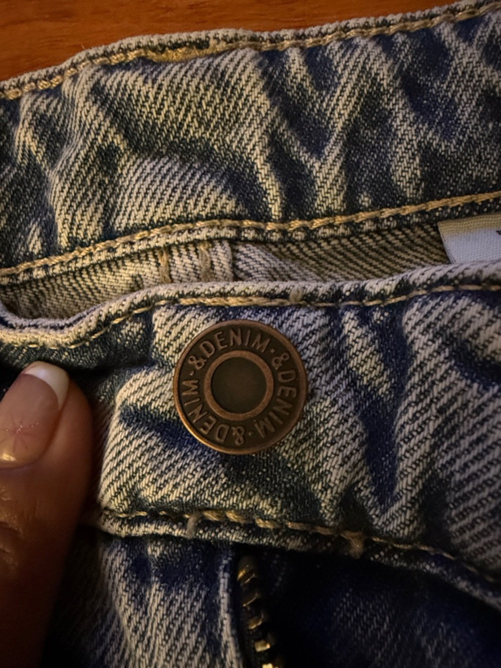 Vintage &Denim H&M Wide Leg Light Wash Jeans - Picture 3 of 5
